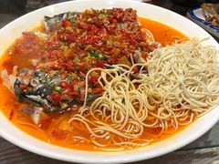 老坛剁椒鱼头-亲回家吃饭餐厅(黄陂店)