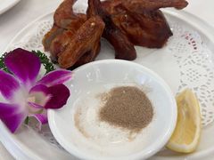 -万山楼海鲜酒家·二十三年老字号