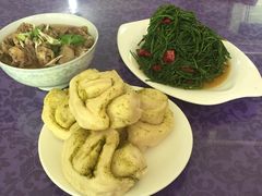 -穆豪麦蒸碗羊羔肉