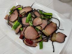 -乡土特色.冷锅鱼.牦牛肉汤锅