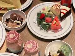 -咖啡苑自助餐厅·中国大饭店