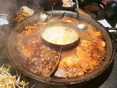 -渝涯重庆豆花老火锅(中赢国际店)