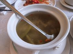 -荣誉海鲜酒楼(海湾店)