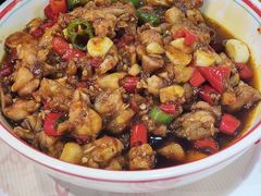 -堂瓦里·33年传统赣菜(第一街区店)