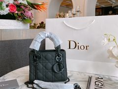 -Dior迪奥(上海世茂广场店)
