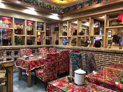 大堂-闯关东东北农家菜(崂山石老人店)
