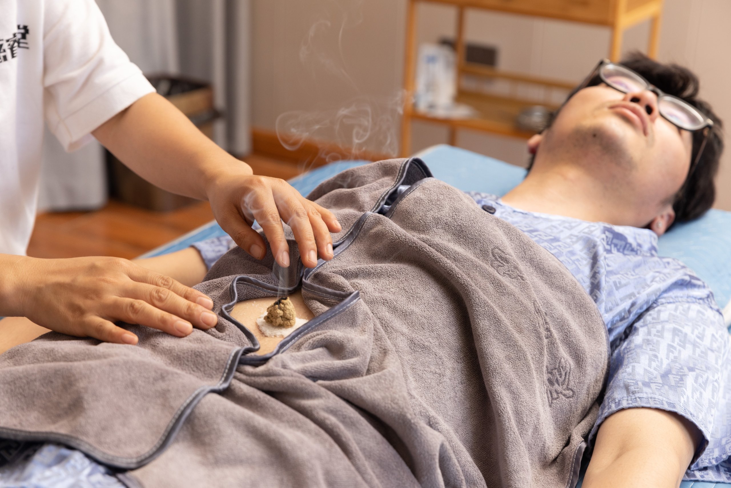 夏至艾灸助你元气满格