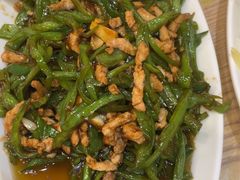 -江城燕子大排档(江汉路步行街店)