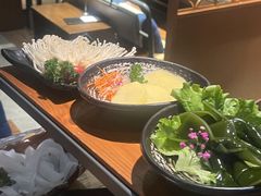 -湊湊火锅·茶憩(南京东路悦荟店)