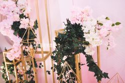 -花轿喜屋婚礼策划