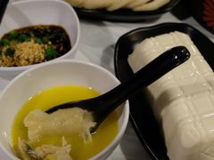 -鲜入围煮花胶鸡海鲜火锅