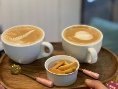 -Rabbit Cafe私房西餐甜点咖啡(栖霞路店)