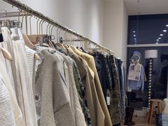 -眷顾自助服装工作室(中南金石国际广场A座店)