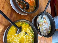 -桥香园过桥米线(国贸店)