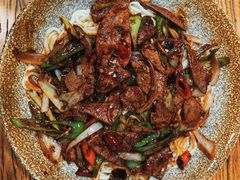 -醉牛腩·面小馆