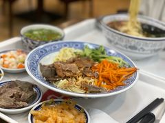 -陇兴楼兰州拉面(西安咸阳国际机场店)