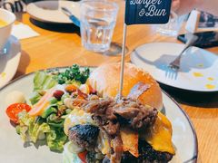 经典大汉堡-The Diner X餐厅(青岛万象城店)
