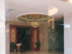 -金孔雀温泉旅游度假村