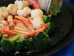 -皇冠明珠鱼翅楼(水上公园店)