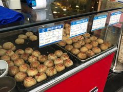 -真老大房(南京东路店)