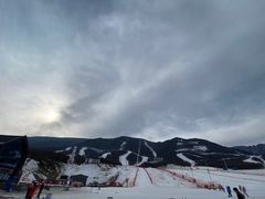 -鳌山滑雪度假区
