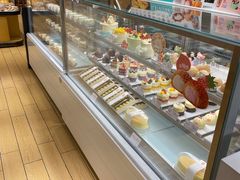 面包甜点陈列柜-御蝶坊生日蛋糕KNAC(创业店)