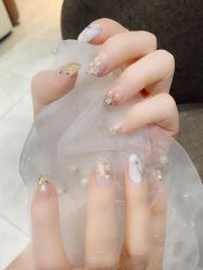 -苏彩·皮肤管理美甲美睫