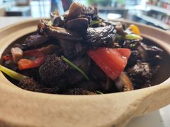 -天天向上素食餐厅(五台山店)