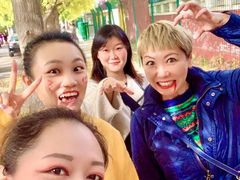 -三里屯东五街银杏大道