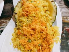 泰式香甜菠萝饭-玖月时尚泰式餐厅