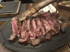 -恰餐厅及酒吧 CHAR Bar & Grill (北京丽都皇冠假日店)