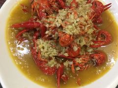 -扒虾小妹儿麻辣海鲜(宏图街店)