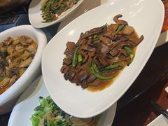 -卢家湾大酒店(诸暨店)