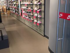 -耐克(恒隆广场店)