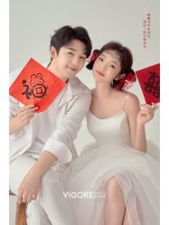 -雪中彩影婚纱摄影·微光艺术中心