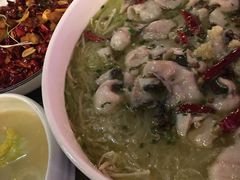 招牌酸菜鱼（必点）-爱啤精酿·民谣酒馆(滨江店)