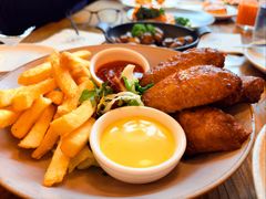 香炸鸡翅配薯条-Money Shops(愚园路店)