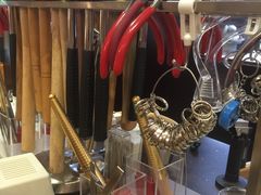 -十八字金·银饰·拼豆·开蚌DIY(魏公芳华里店)
