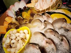 海南特色海鲜组合-大头椰·椰子鸡火锅(新梦店)