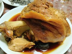 护坡肘子-新乡饭店
