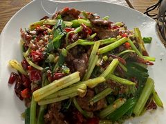 野山椒牛肉-汉时湘菜