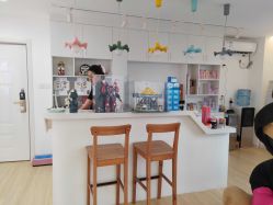 -E.L.K造型momopark店