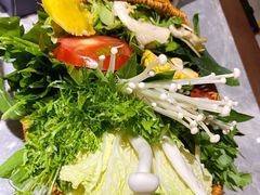 -野山舂·贵州现舂酸汤牛肉(民生路店)
