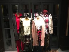 -Hollister Co(杭州万象城店)