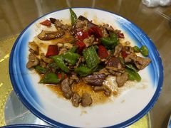 -缘来聚·徽菜名店(黄山宏村店)