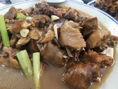 -八两八金·莱芜特色炒鸡(市南漳浦路店)