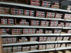 -来此探索玩具仓储店