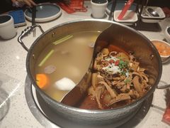 -左庭右院鲜牛肉火锅(环球港店)