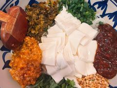 -蜗牛小馆醉乡民谣云南菜(惠新西里店)