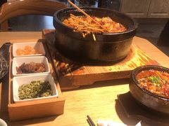 -胡马八破·川菜小馆(高新万达店)